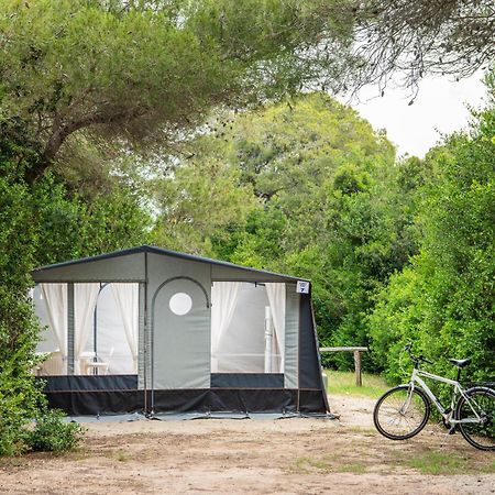 Riva Di Ugento Beach Camping Resort Exterior foto