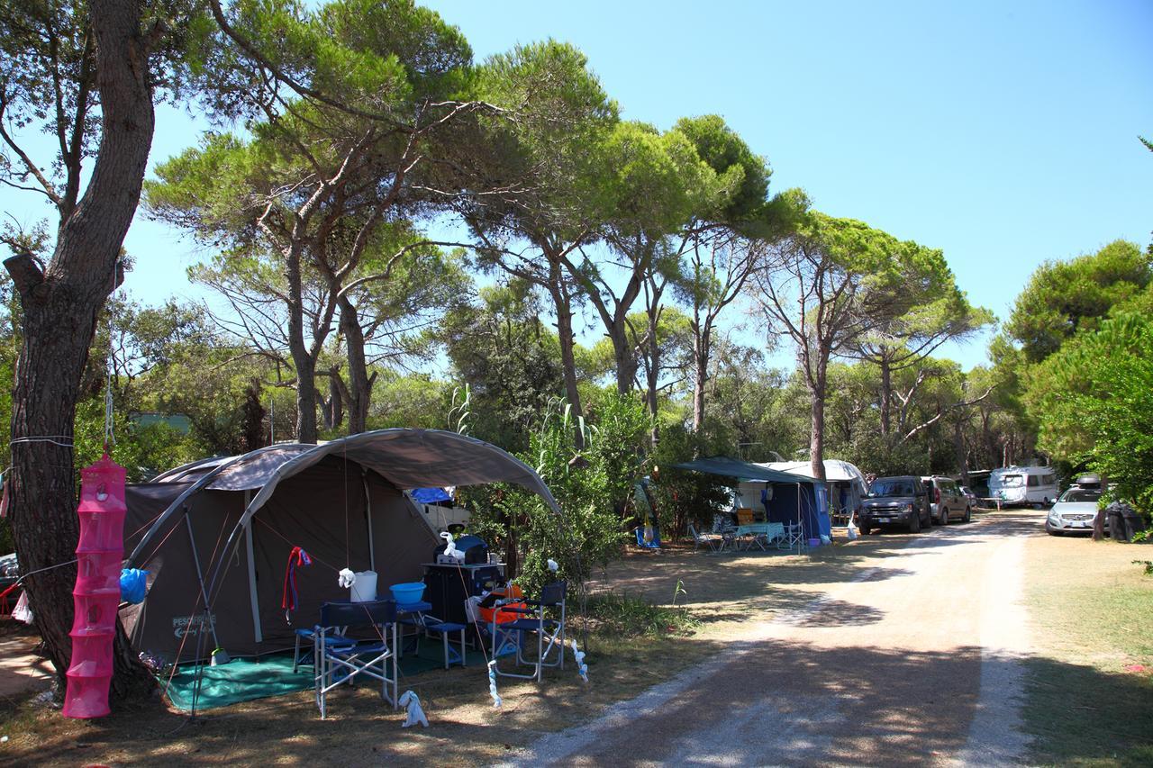 Riva Di Ugento Beach Camping Resort Exterior foto