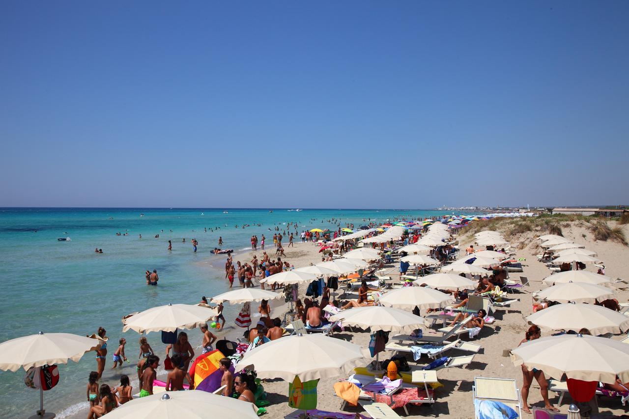Riva Di Ugento Beach Camping Resort Exterior foto