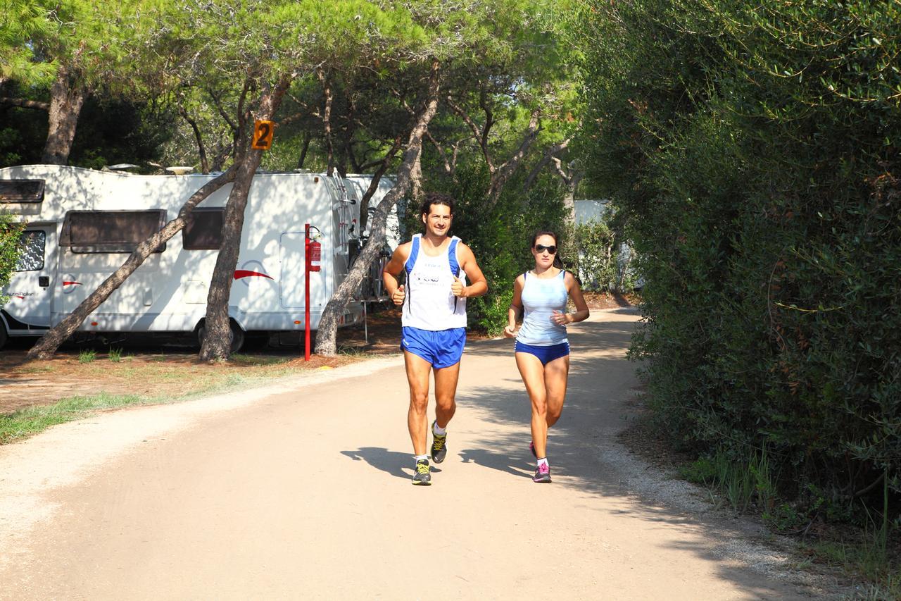 Riva Di Ugento Beach Camping Resort Exterior foto