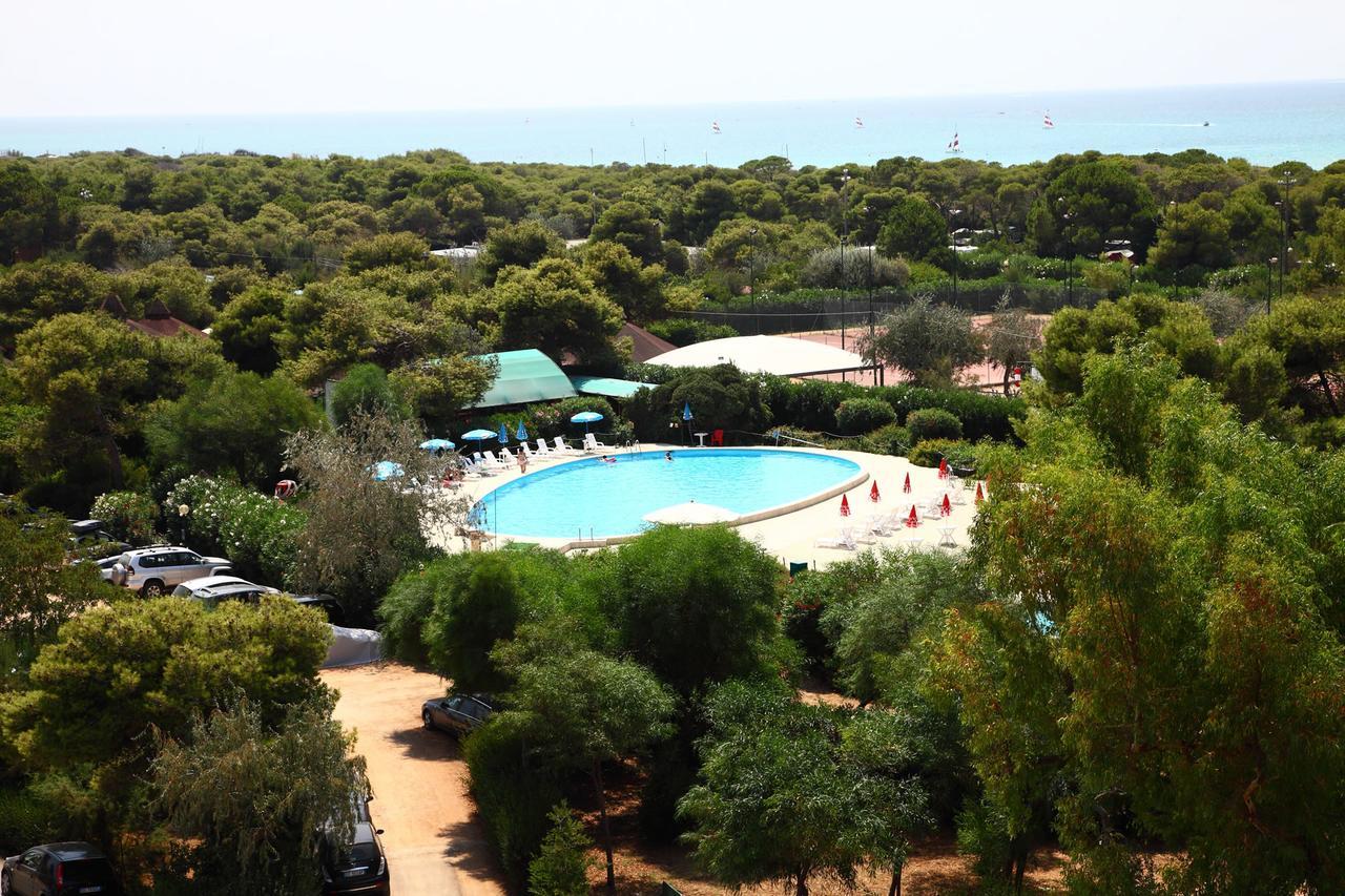 Riva Di Ugento Beach Camping Resort Exterior foto