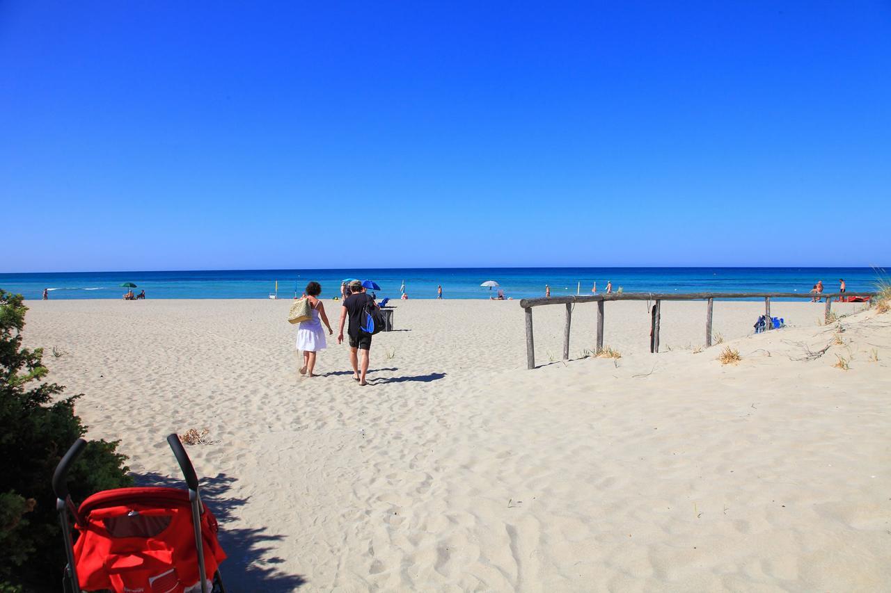 Riva Di Ugento Beach Camping Resort Exterior foto